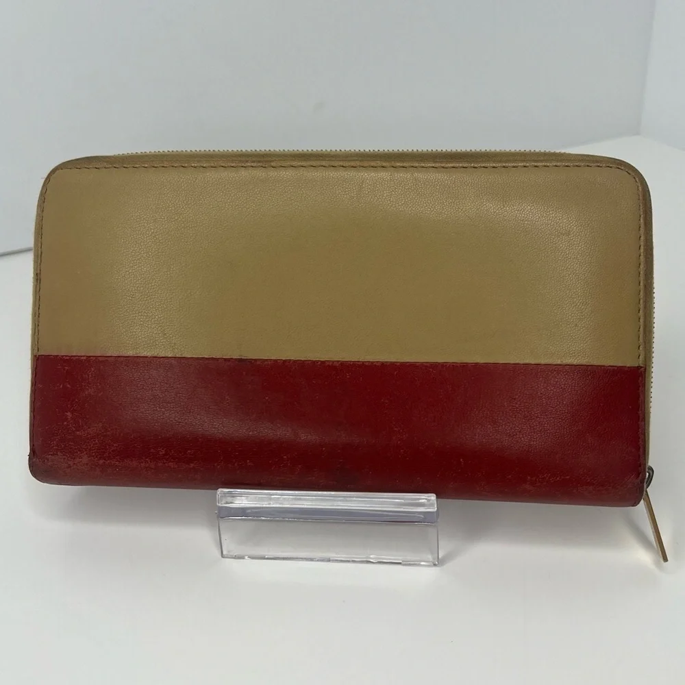 ♥️🤎Celine Horizontal Cabas Bicolor Long Zip Around Wallet Red/Tan!! ❤️🤎‎
